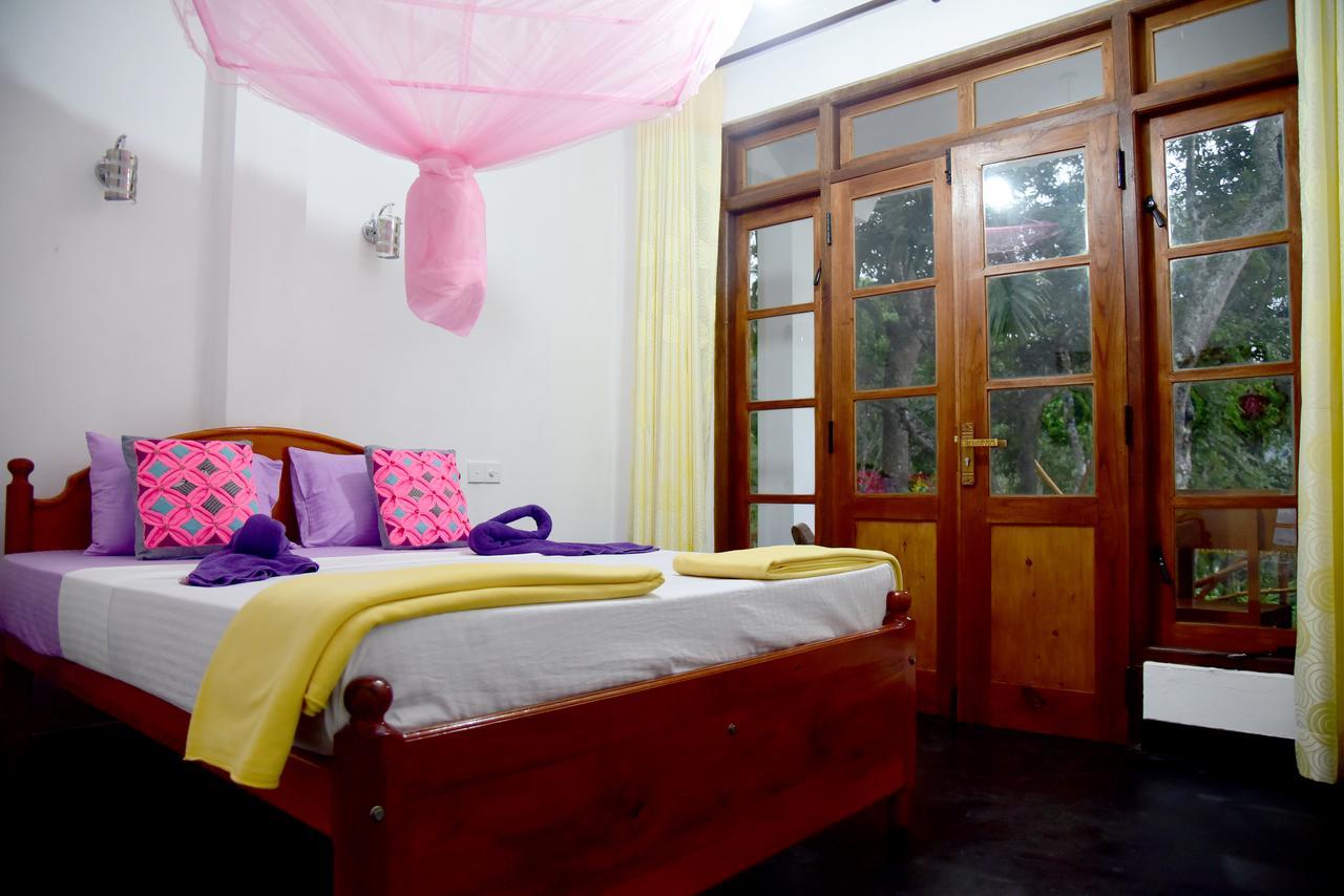 Mango Shadow Inn Элла Экстерьер фото